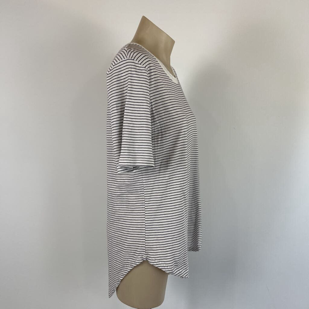 Betty Basics Tee - 10