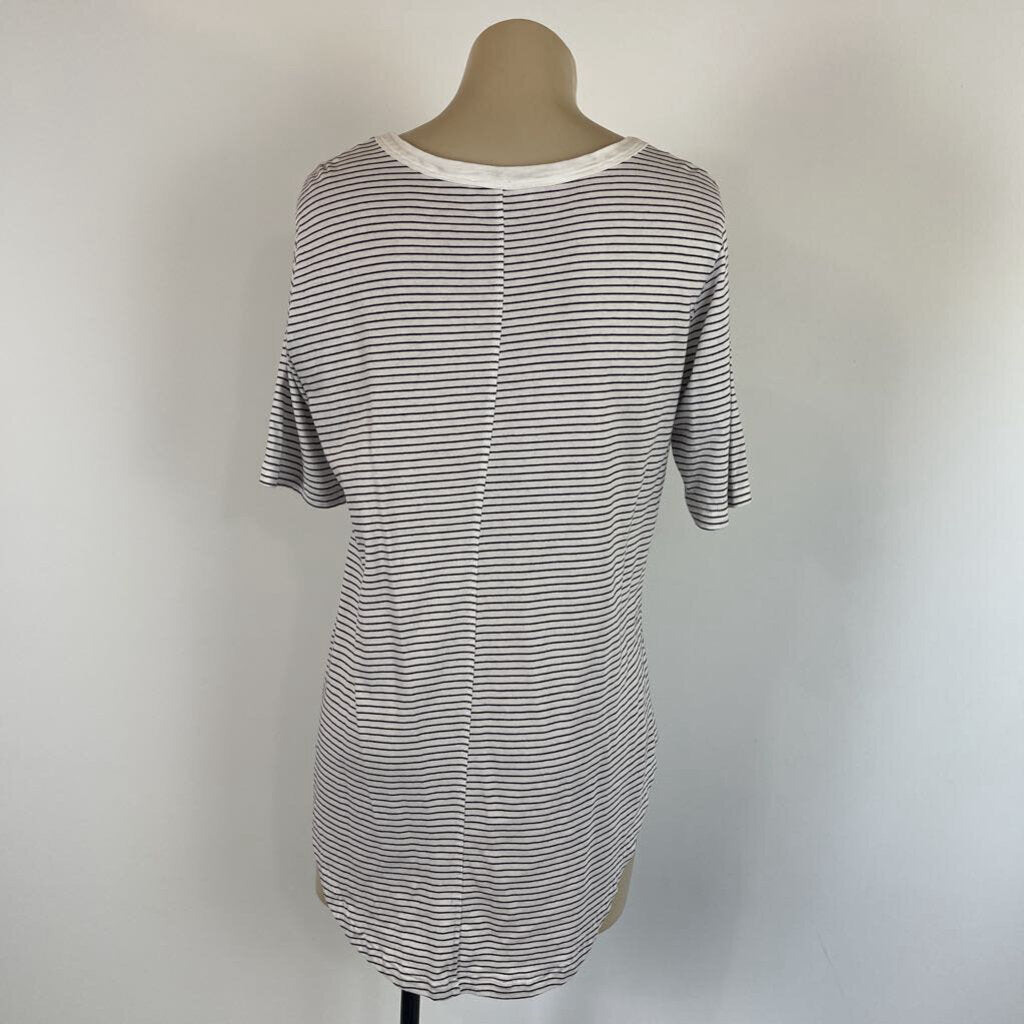 Betty Basics Tee - 10