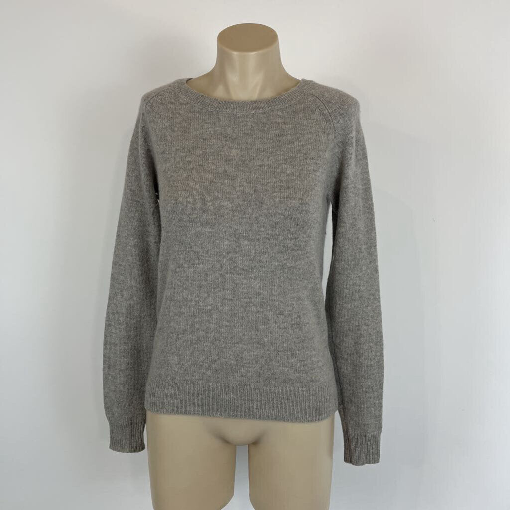 Uni Qlo Jumper - S
