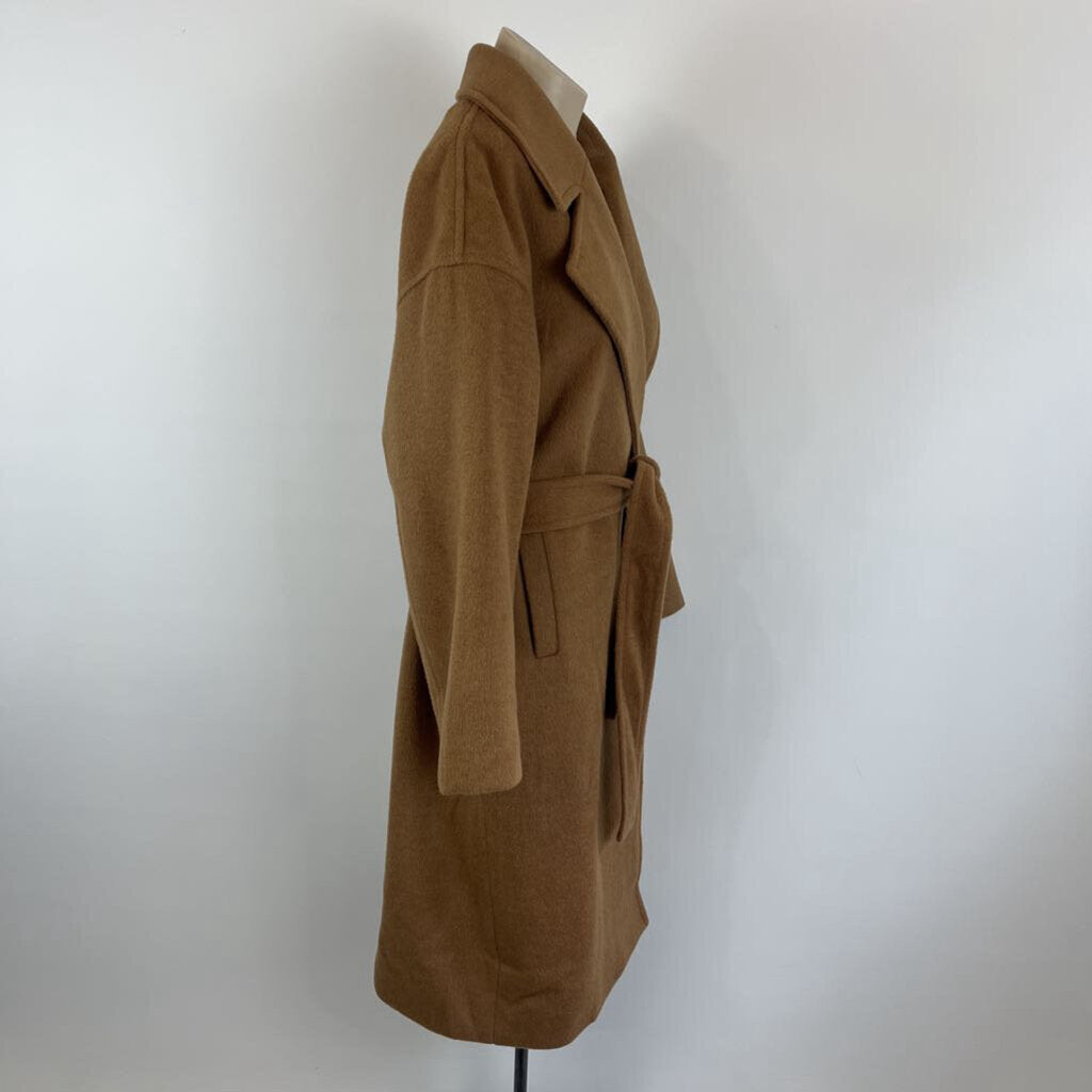 Holiday Shop Coat - M