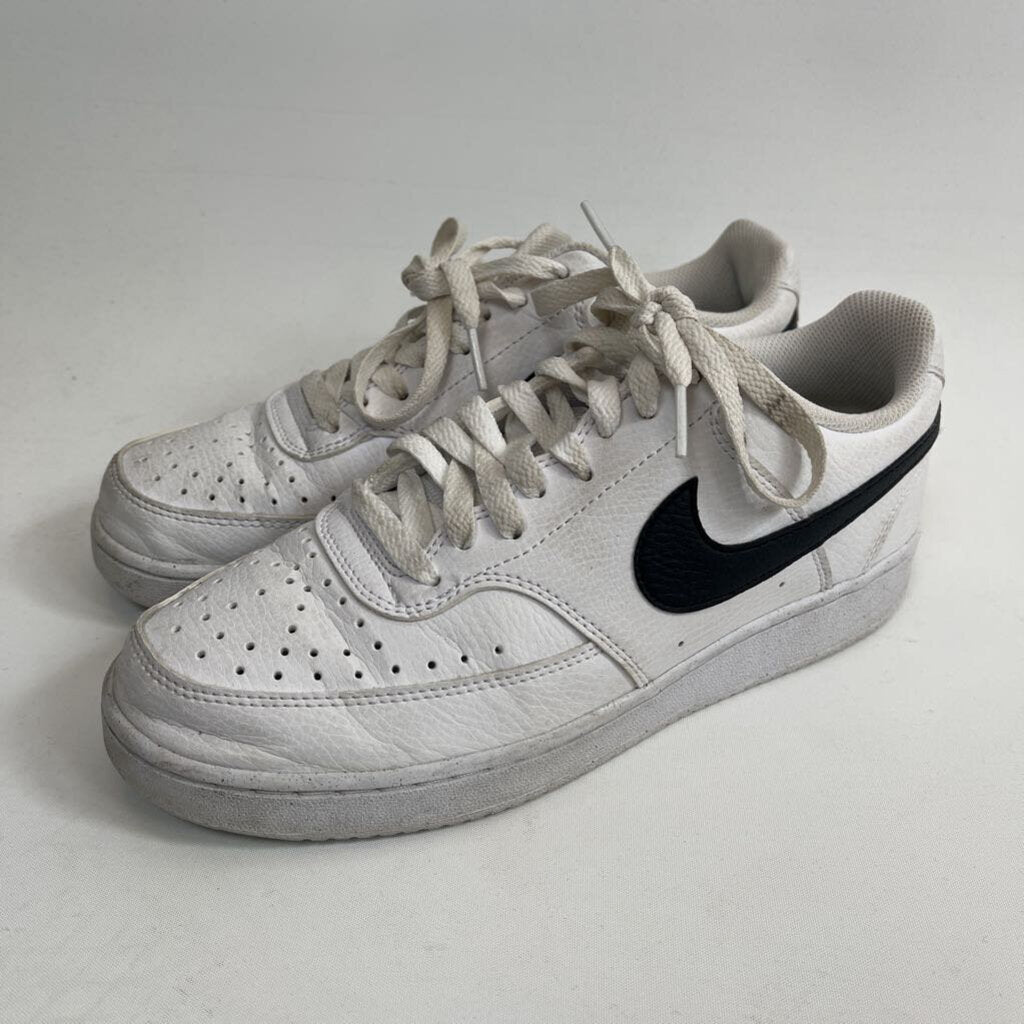 Nike Sneakers - 8.5/40