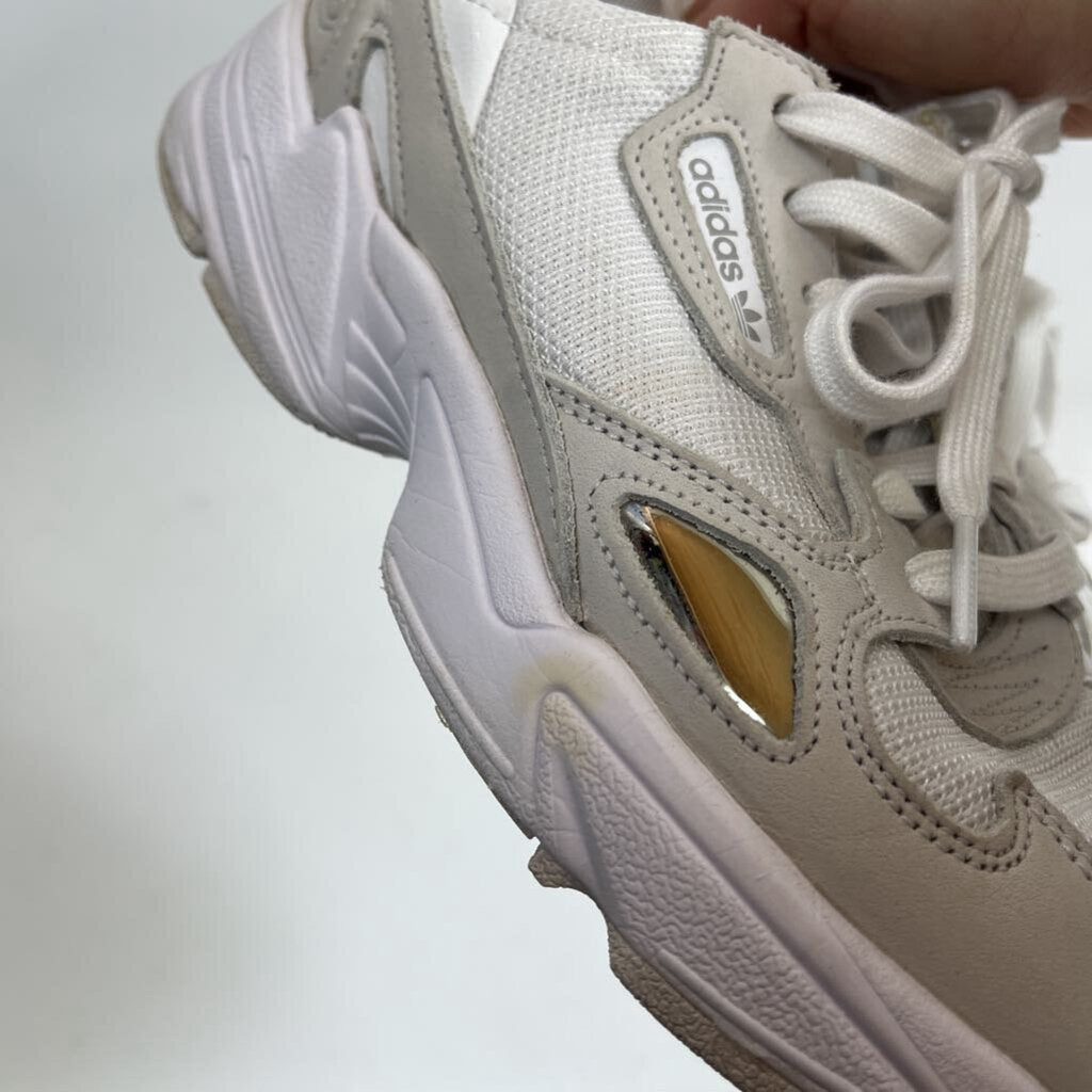 Adidas Sneakers - 8.5/40