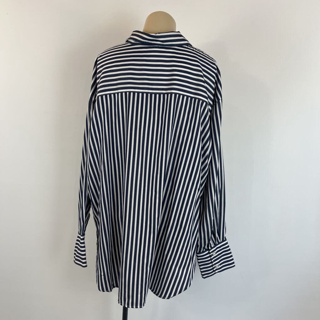 H&amp;M Shirt - XL