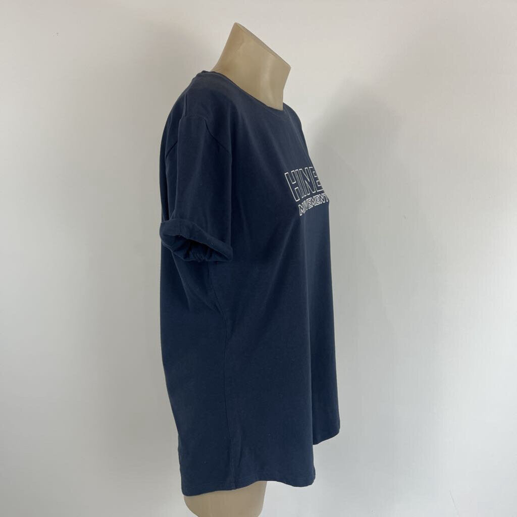 Hine Tee - L