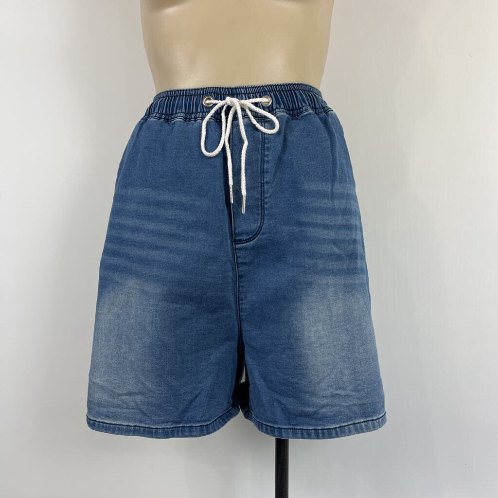 Betty Basics Shorts - 16