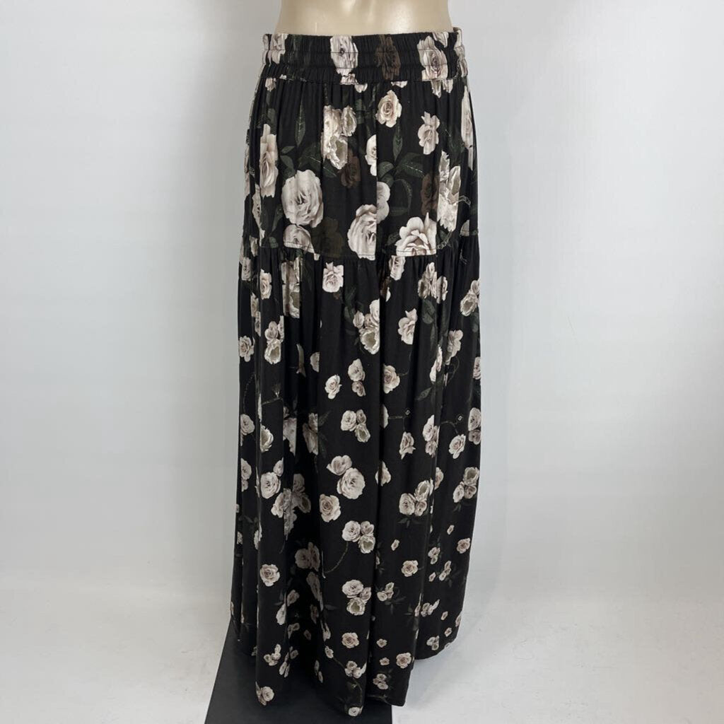 Salasai Skirt - M