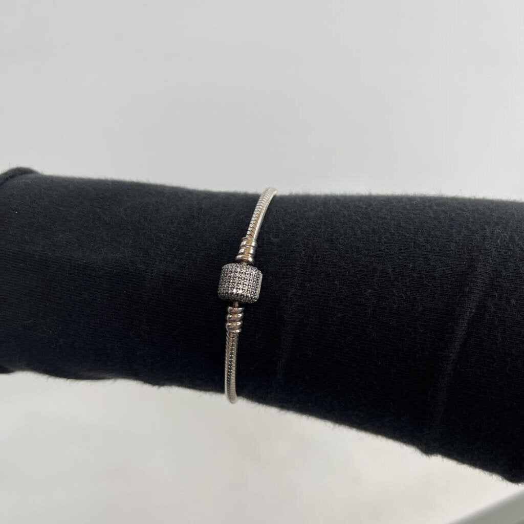 Pandora Bracelet - O/S