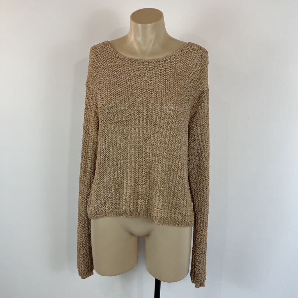 Sports Girl Jumper - M