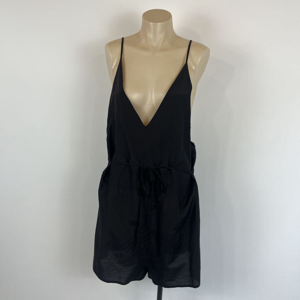 Lonely Playsuit - 10