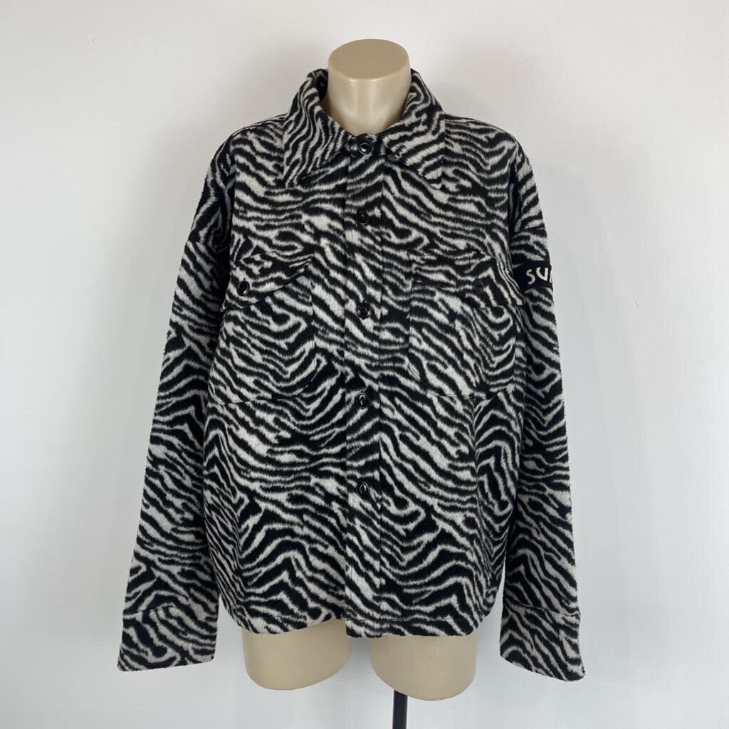 Superette Shacket - 10