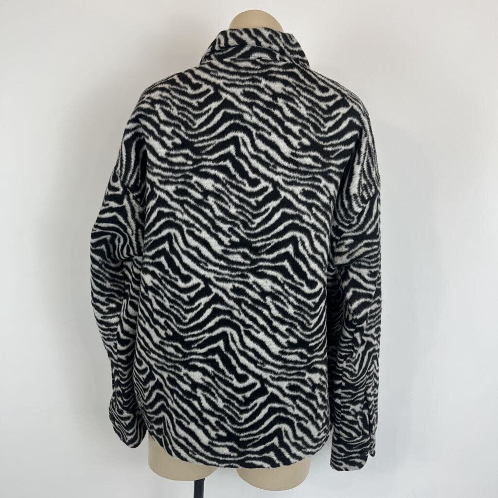 Superette Shacket - 10