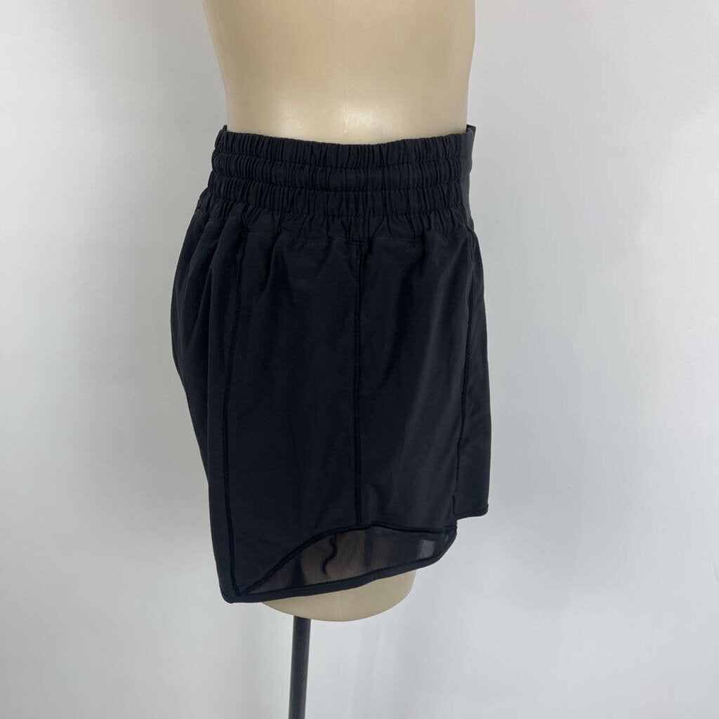 Lululemon Shorts - 10 (lulu6)
