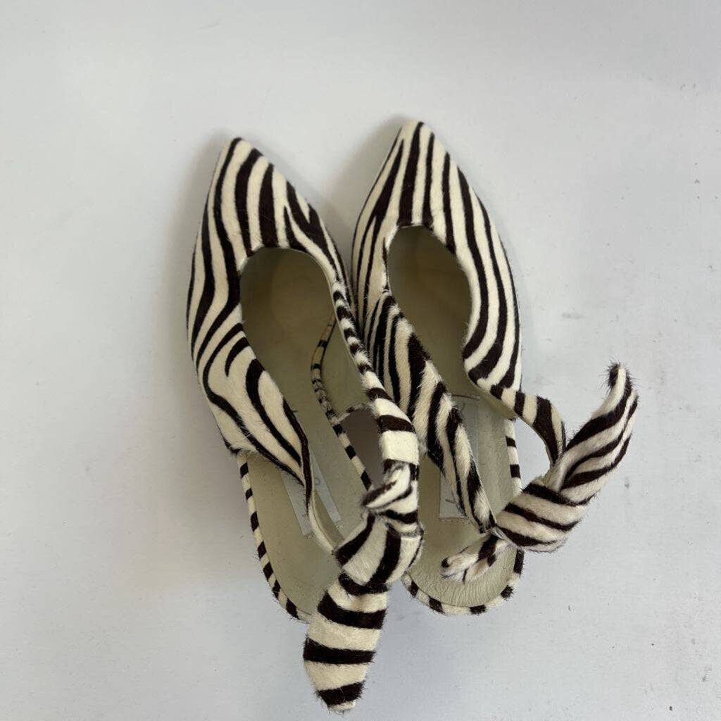 Kathryn Wilson Heels - 7/38