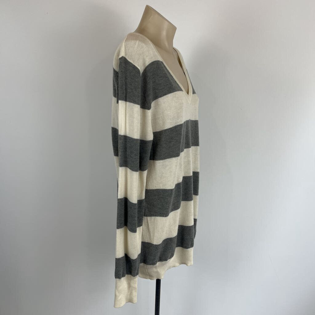 No Issue Jumper - XL