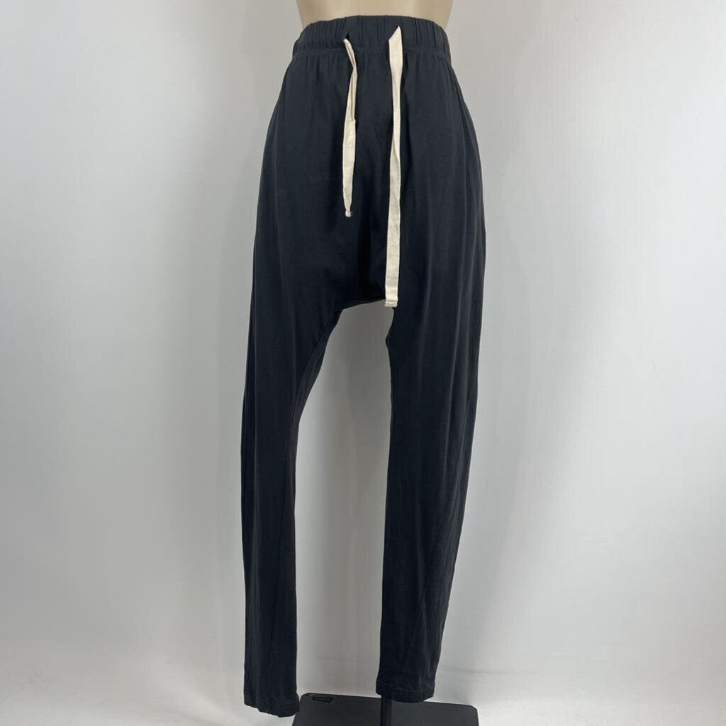Bassike Pants - S/M