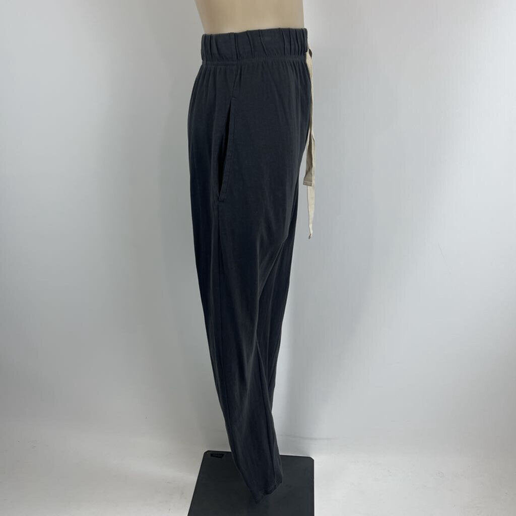 Bassike Pants - S/M