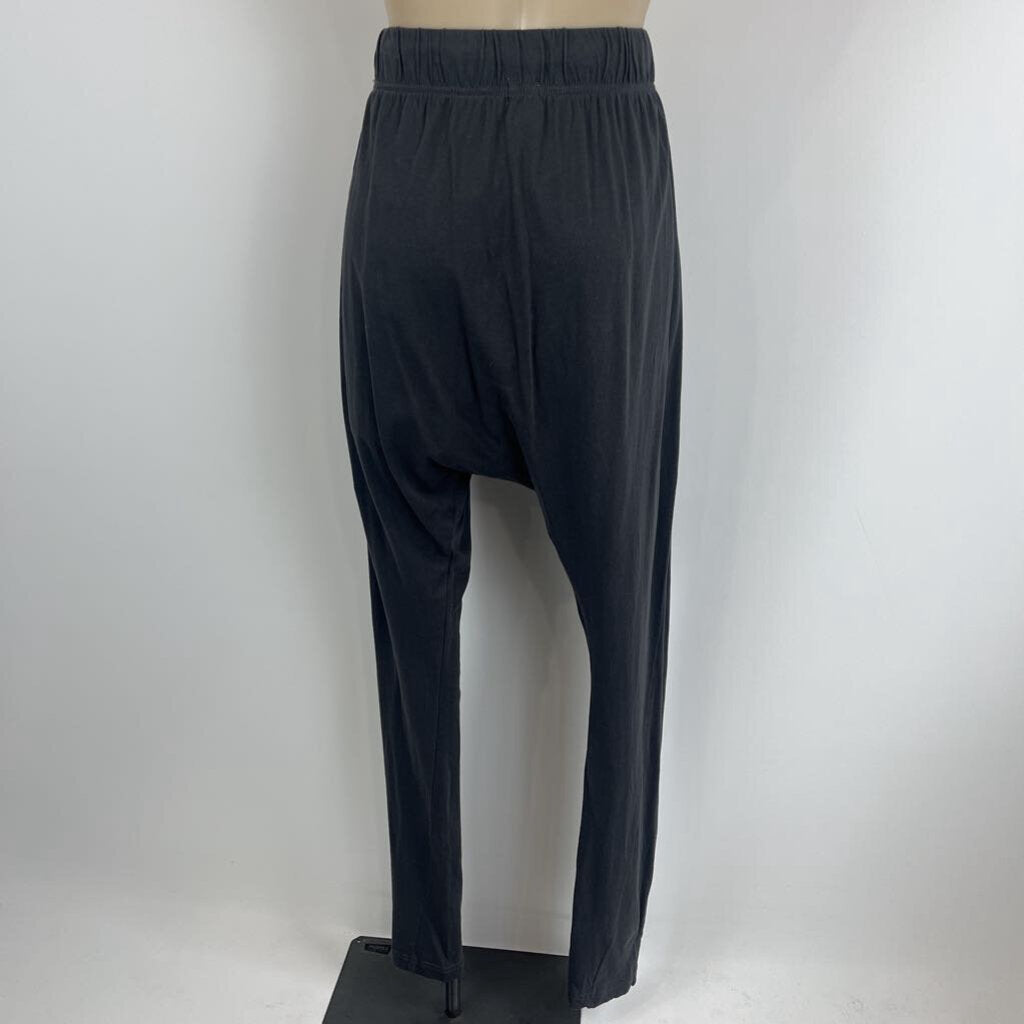 Bassike Pants - S/M