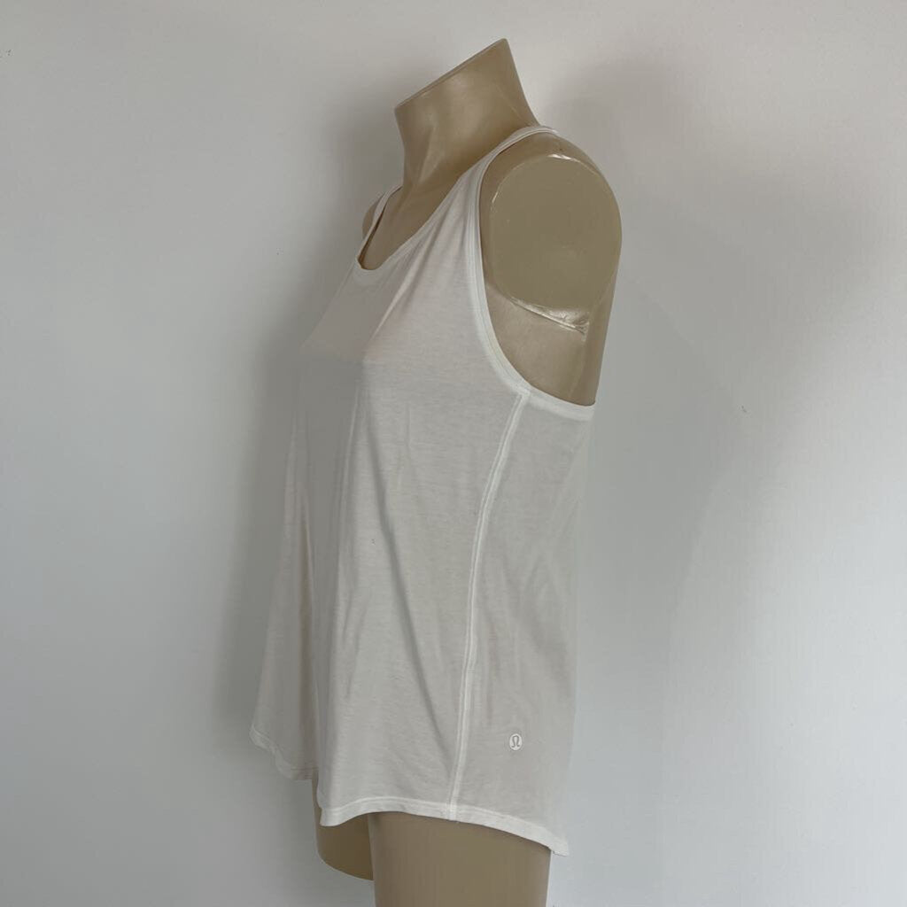 Lululemon Tank Top - M