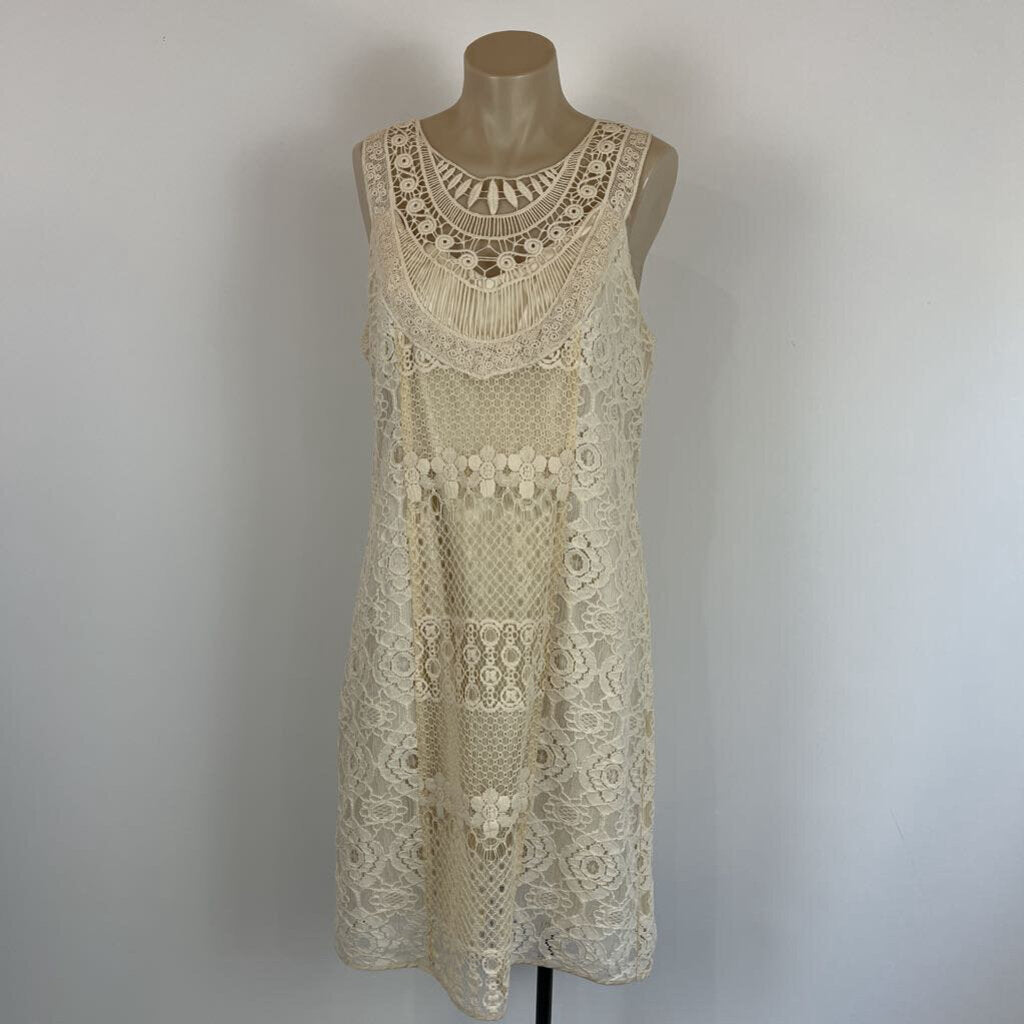 Jacqui.e Midi Dress - 12
